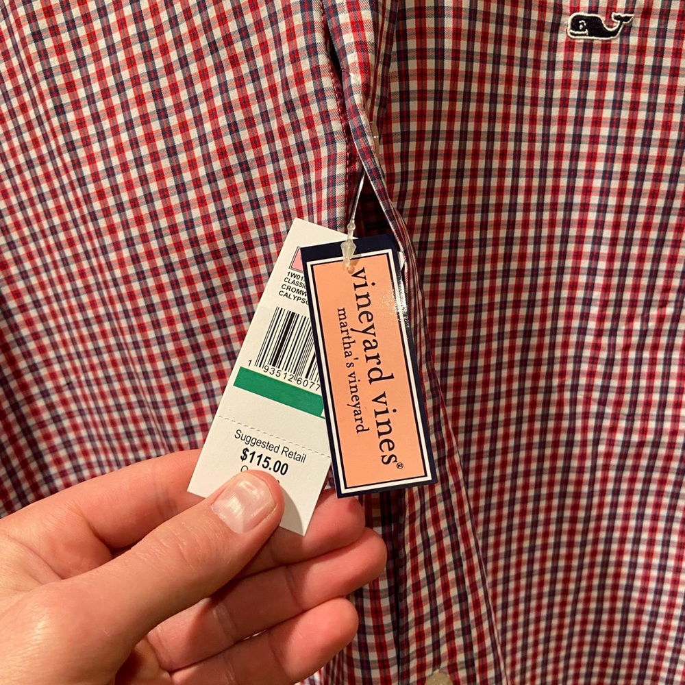 Vineyard Vines button down - Picture 4 of 4